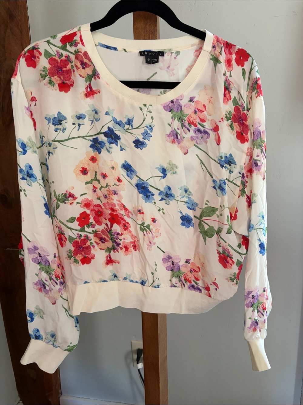 Theory Floral Silk Long-Sleeve Blouse in Ivory with Red, Blue & Purple Blooms